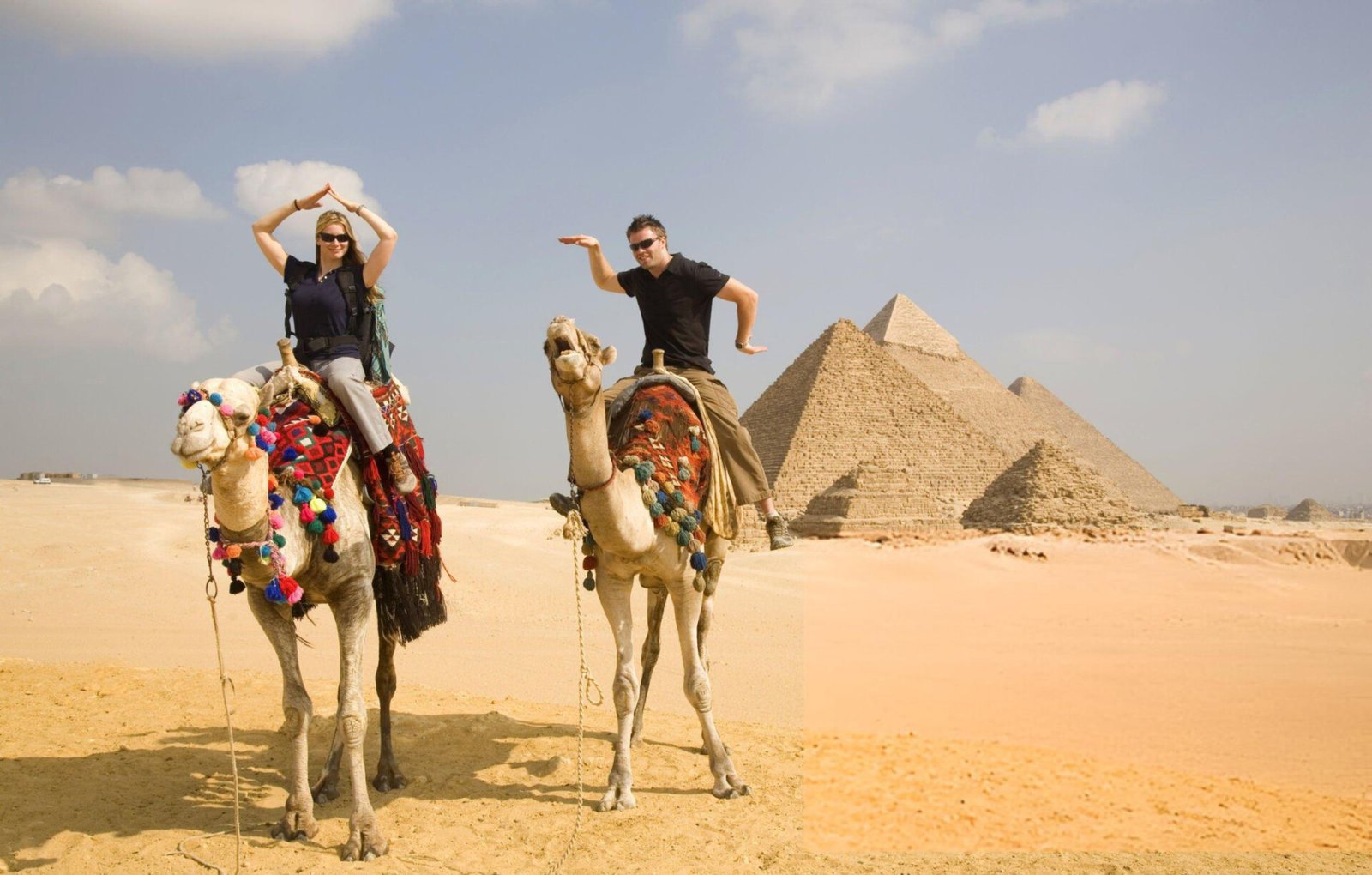 camel-rides-in-the-giza-necropolis